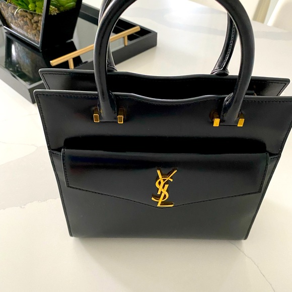 Yves Saint Laurent Handbags - YSL purse with clutch